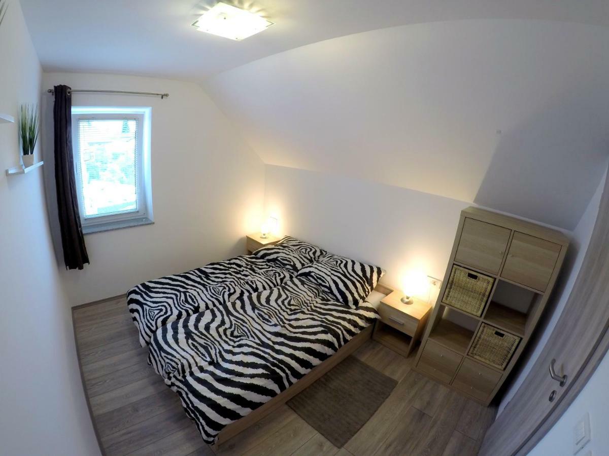 The Jungle Apartments And Rooms Bled Eksteriør billede